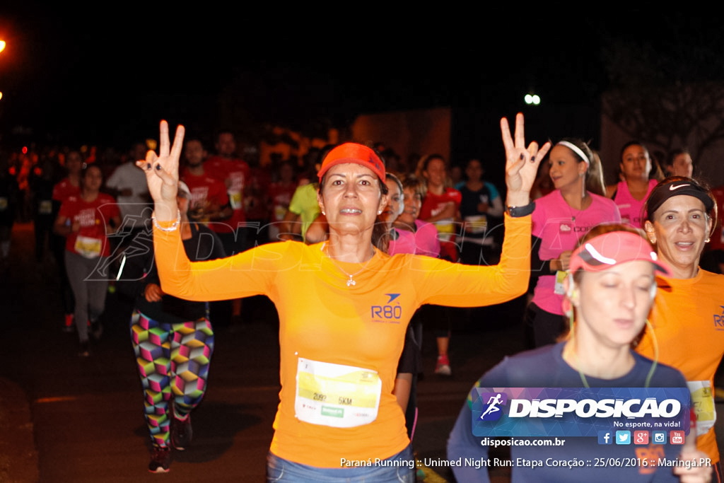 Unimed Night Run: Etapa Coração :: Paraná Running 2016