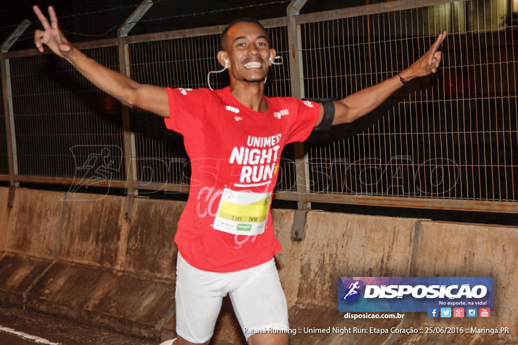 Unimed Night Run: Etapa Coração :: Paraná Running 2016