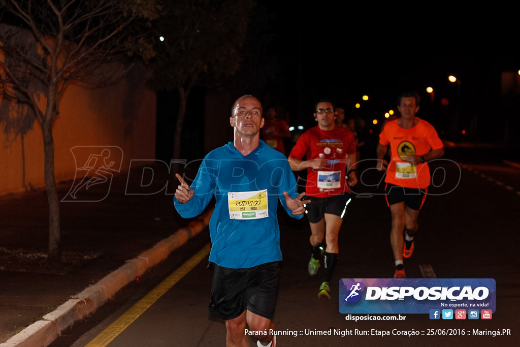 Unimed Night Run: Etapa Coração :: Paraná Running 2016