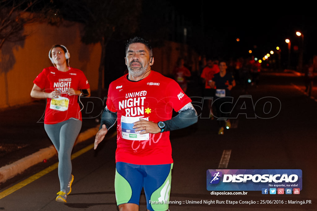 Unimed Night Run: Etapa Coração :: Paraná Running 2016