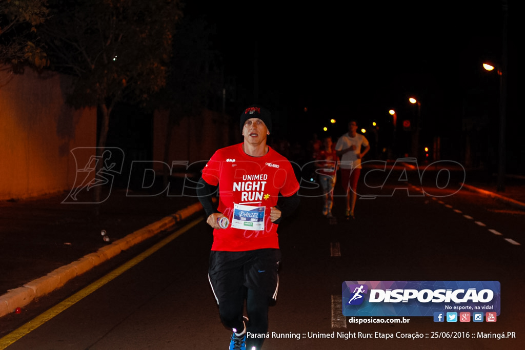 Unimed Night Run: Etapa Coração :: Paraná Running 2016