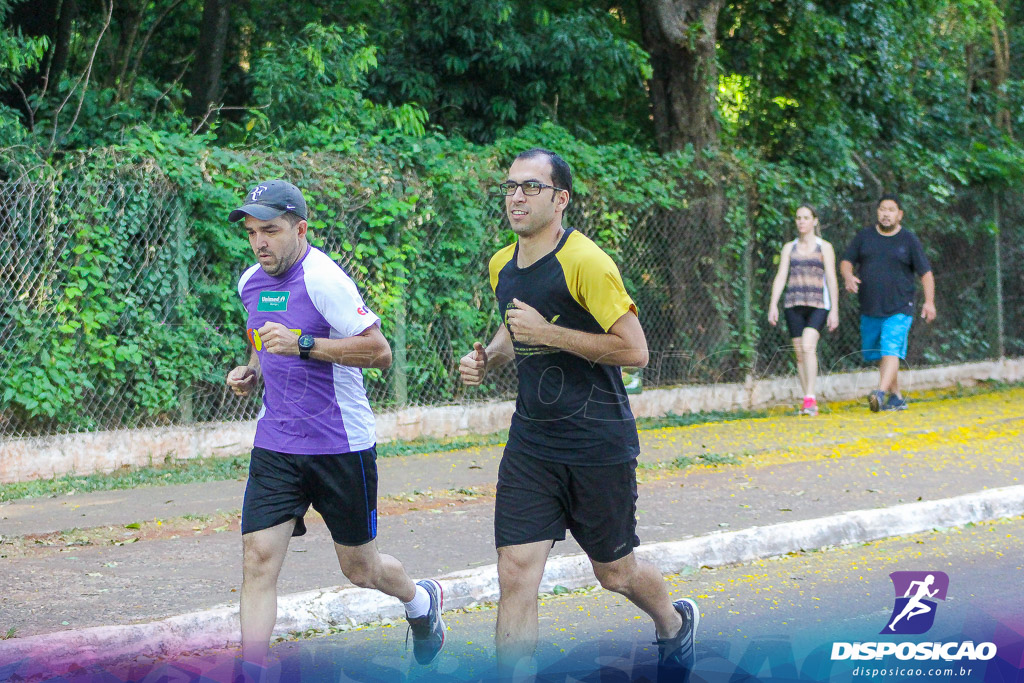 Domingo no Parque do Ingá