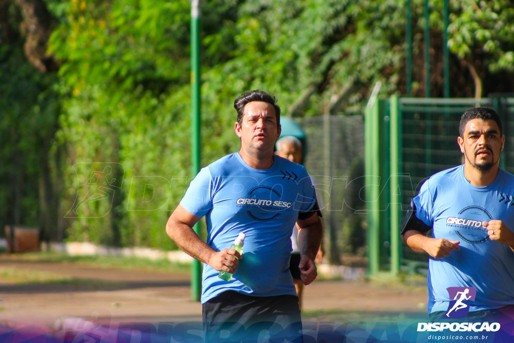 Domingo no Parque do Ingá