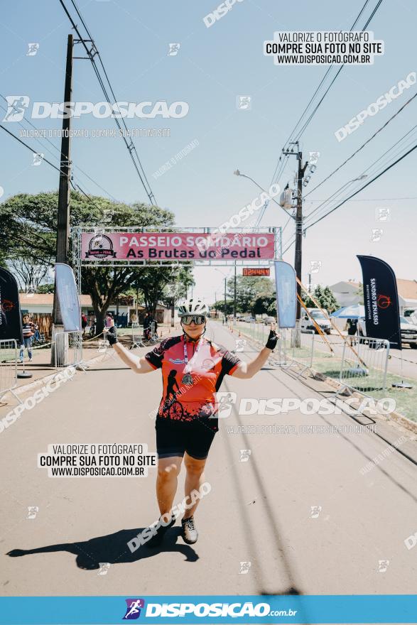 3º Pedal Solidário Outubro Rosa - Brutas do Pedal