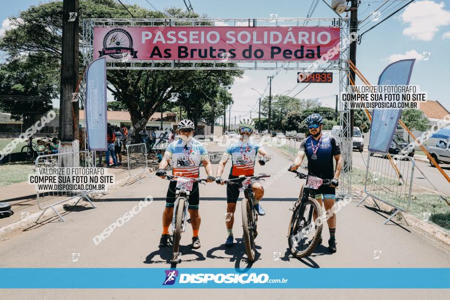 3º Pedal Solidário Outubro Rosa - Brutas do Pedal